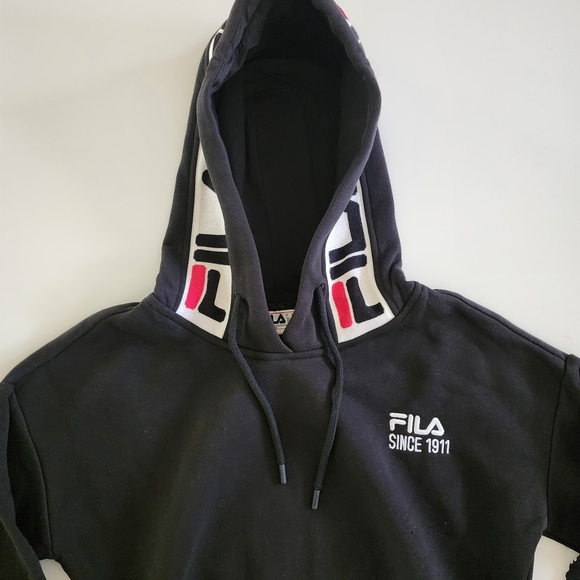FILA Black Hoodie Sweater - Picture 3 of 9